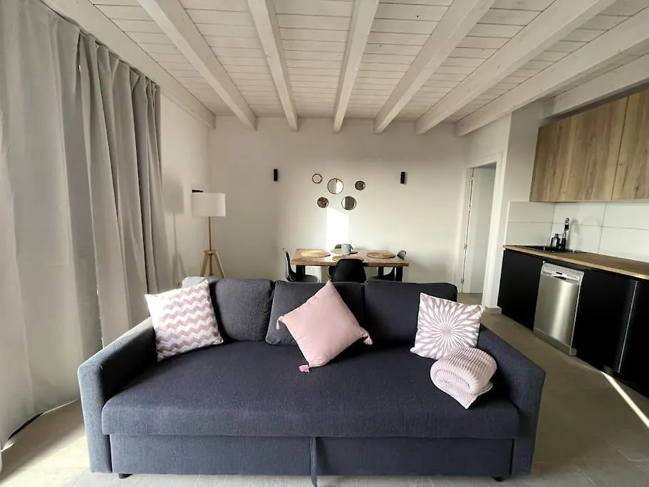 Casa Kalima. Lajares公寓 拉哈雷斯